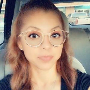 Meet your Posher, Abelina